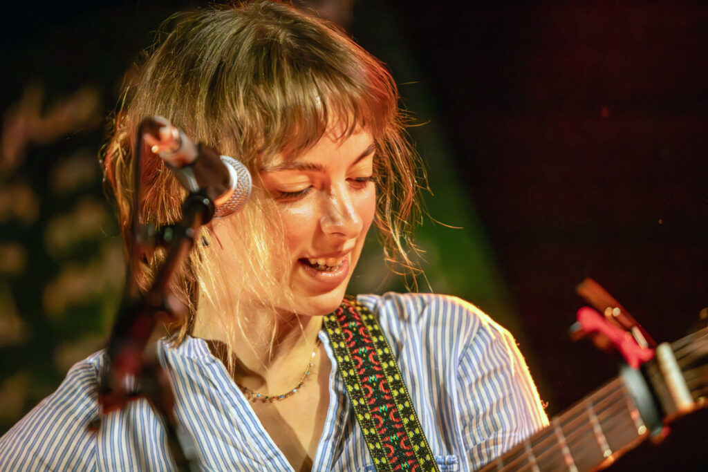 LIVE: Porridge Radio (solo) / Naima Bock – The Crescent, York, 21/05/2024 23 026 Enhanced NR