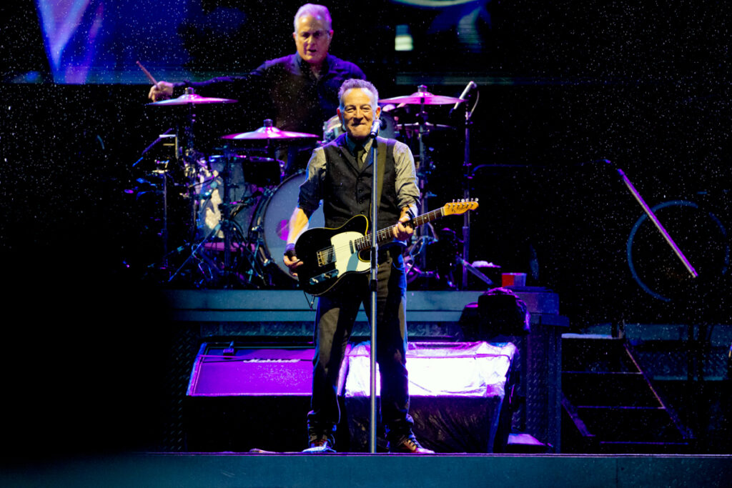 IN CAMERA: Bruce Springsteen & the E-Street Band – Stadium of Light, Sunderland, 22/05/2024 34 Bruce Spingsteen Sunderland Daniel Robson 17