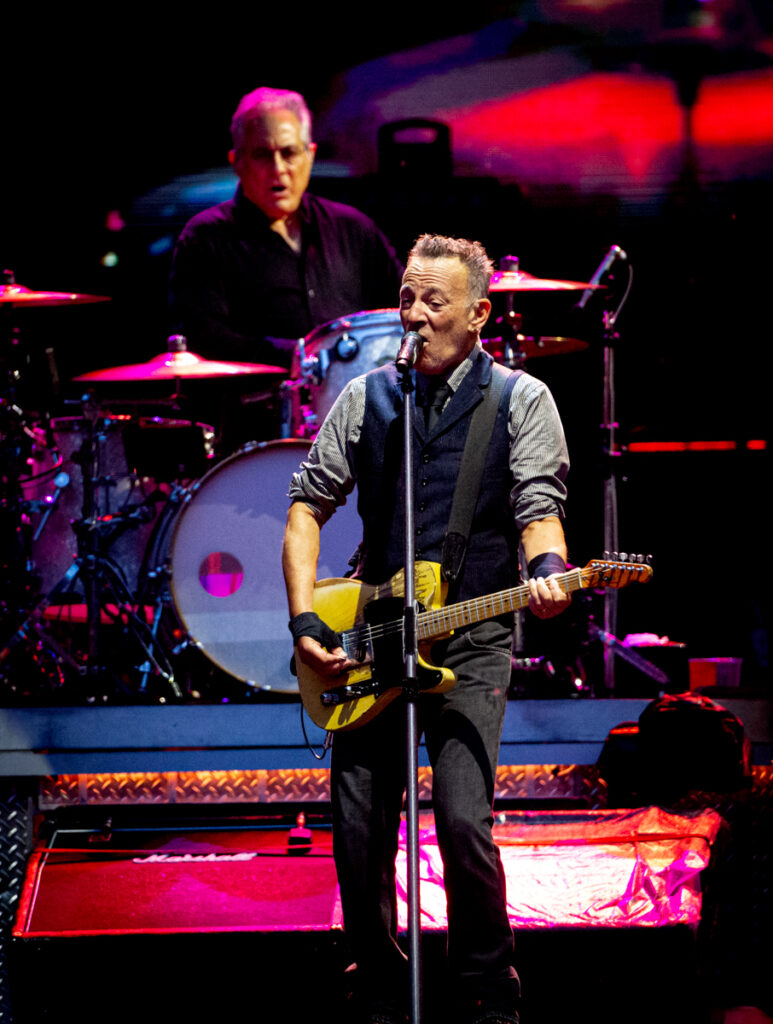 IN CAMERA: Bruce Springsteen & the E-Street Band – Stadium of Light, Sunderland, 22/05/2024 39 Bruce Spingsteen Sunderland Daniel Robson 18