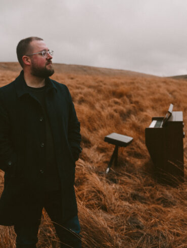 Simeon Walker Press Shot 1