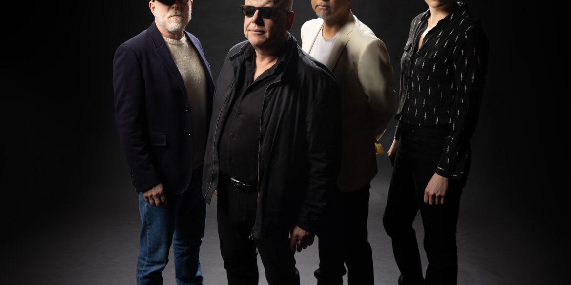 PIXIES HIGH RES 10 Credit Liam Maxwell
