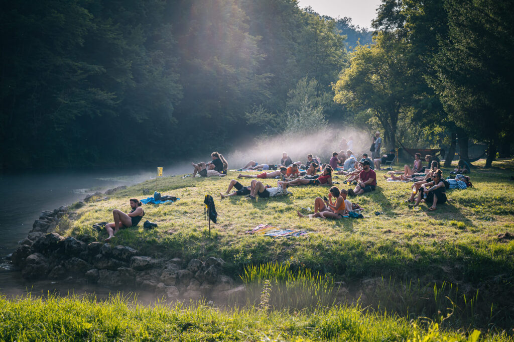 FESTIVAL REPORT: Bearstone Festival 39 Mist on the water at Bearstone festival