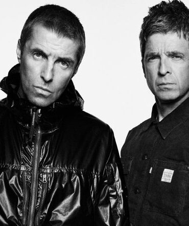 OASIS REUNION PHOTO 1 LANDSCAPE 696x442 1