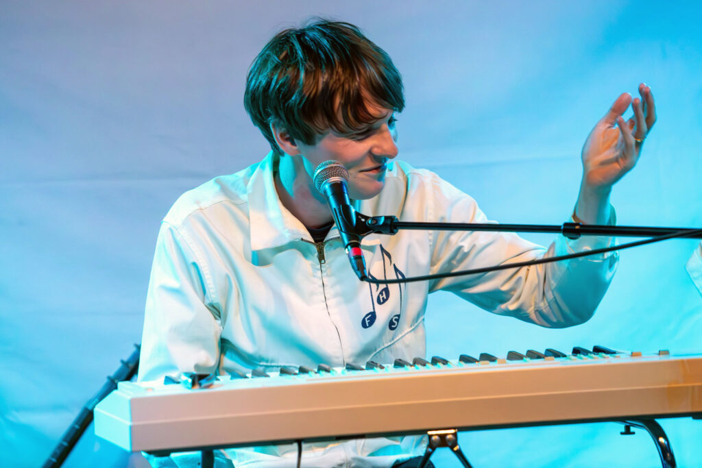 LIVE: Andrew Wasylyk and Tommy Perman – Hyde Park Book Club, Leeds, 10/09/2024 24 005 Enhanced NR 1