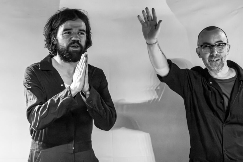 LIVE: Andrew Wasylyk and Tommy Perman – Hyde Park Book Club, Leeds, 10/09/2024 25 034 Enhanced NR