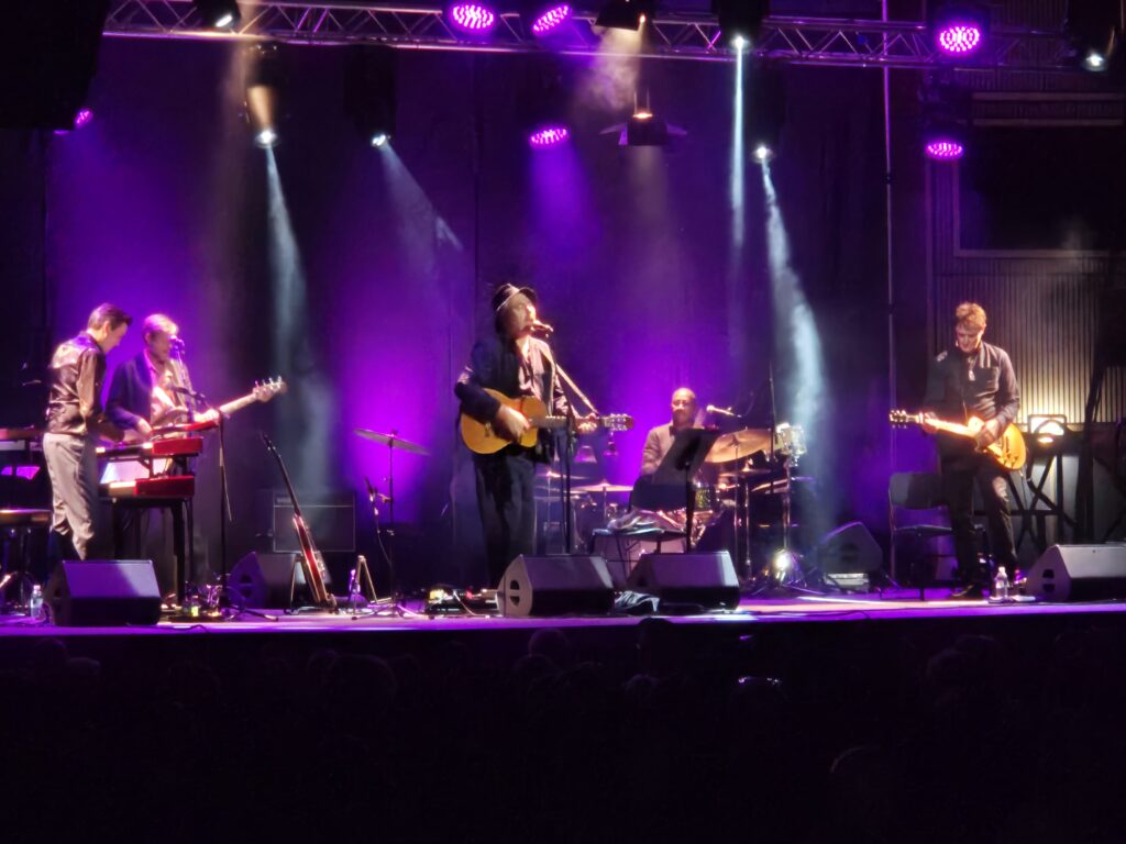 LIVE: Tindersticks – The Octagon Centre, Sheffield, 26/10/2024 23 20241026 222917