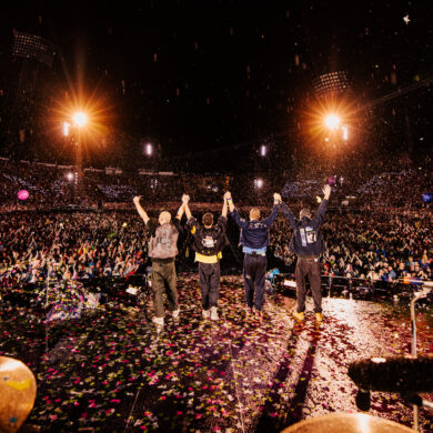 Coldplay End of Show Applause Credit Anna Lee
