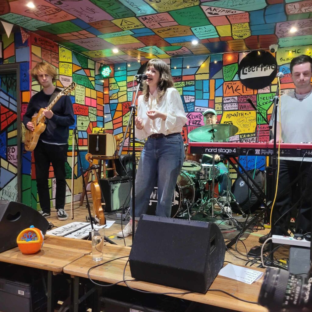 LIVE: SWIGOD! Libertino - Adwaith, Ynys, Los Blancos, KEYS at CWRW, Carmarthen 12/04/2025 27 491022494 1871517063684657 5855742090562142593 n