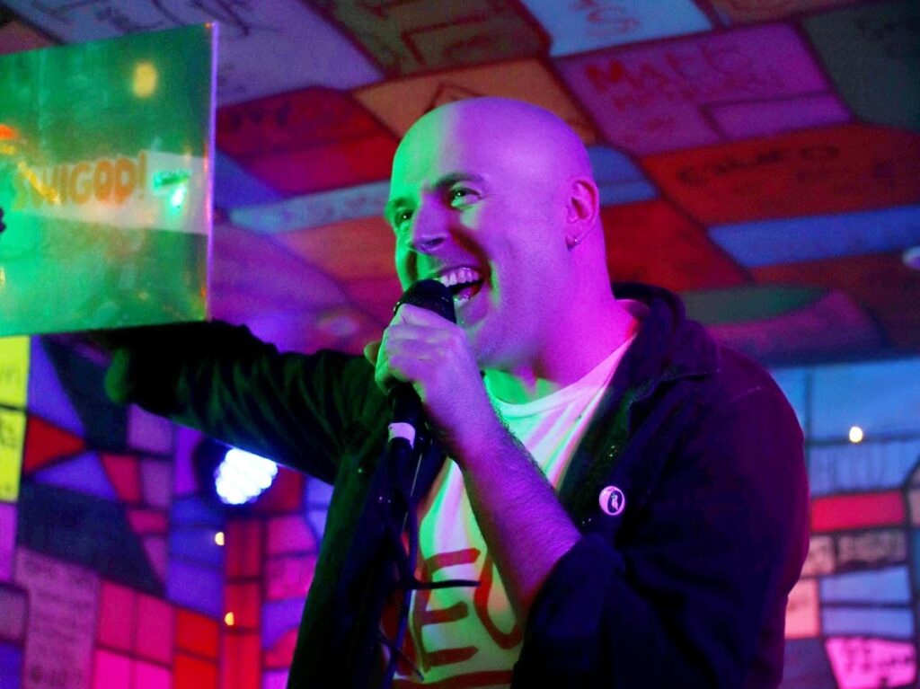LIVE: SWIGOD! Libertino - Adwaith, Ynys, Los Blancos, KEYS at CWRW, Carmarthen 12/04/2025 29 gruff libertino