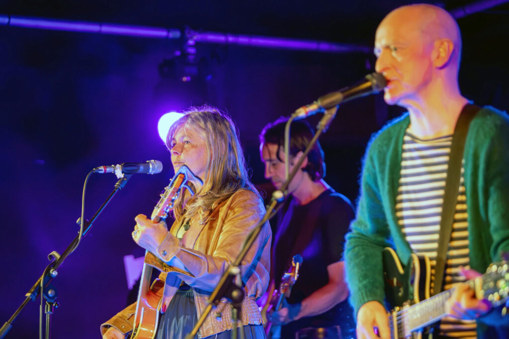 IN CAMERA: The Vaselines – The Crescent, York, 24/05/2025 23 038 Enhanced NR