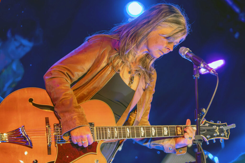 IN CAMERA: The Vaselines – The Crescent, York, 24/05/2025 33 047 Enhanced NR