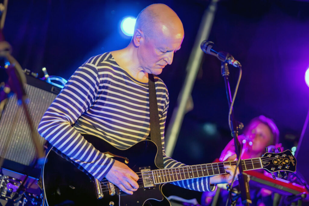 IN CAMERA: The Vaselines – The Crescent, York, 24/05/2025 38 074 Enhanced NR